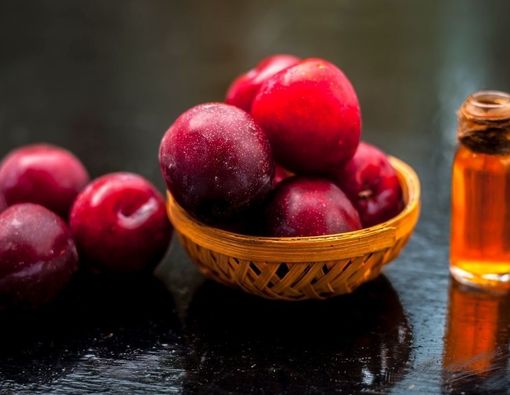 Ragam Manfaat Minyak Plum untuk Kulit