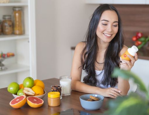 5 Cara Memilih Multivitamin yang Tepat dan Sesuai dengan Kondisimu