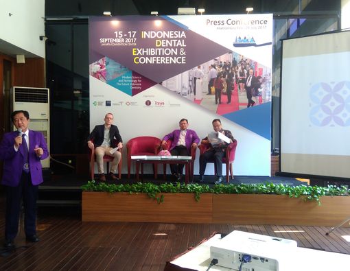 Pameran Pertama untuk Profesional Kedokteran Gigi di Indonesia