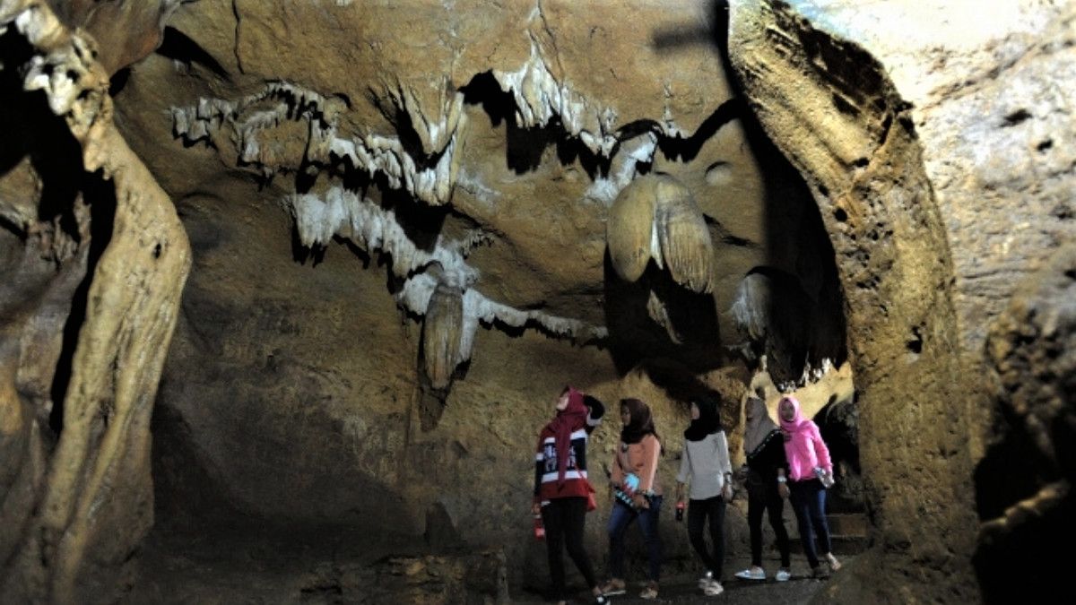 Gangguan Kesehatan yang Muncul saat Kekurangan Oksigen di Dalam Gua