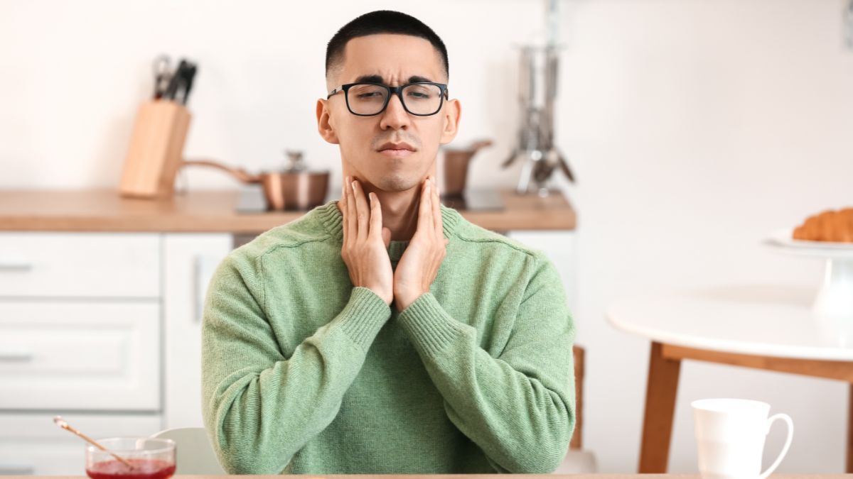 17 Cara Mengatasi Radang Tenggorokan, Ampuh dan Mudah Dilakukan