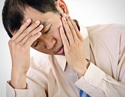 Sering Lemas dan Pusing? Hati-hati Gangguan Tiroid