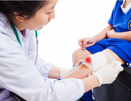 Darah dari Luka Tak Kunjung Berhenti? Lakukan Cara Ini!