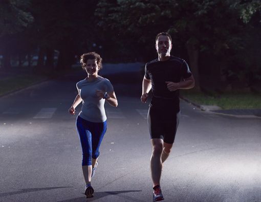 Aktivitas Malam Hari yang Bisa Turunkan Berat Badan