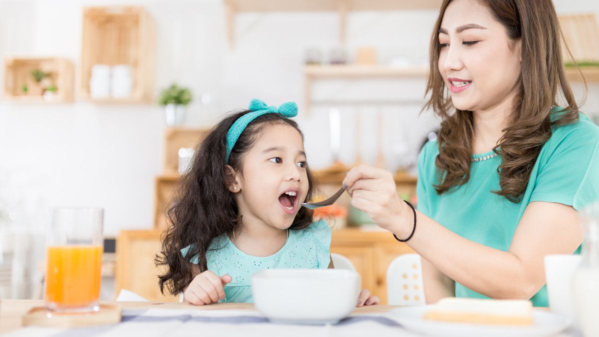 Tips Menjaga Daya Tahan Tubuh Anak di Era Normal Baru