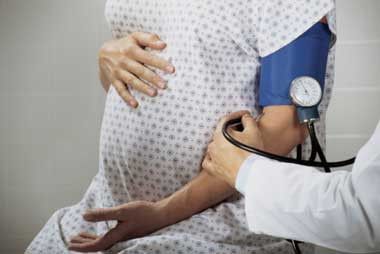 Preeklampsia dan Eklampsia Masih Kontributor AKI 2011