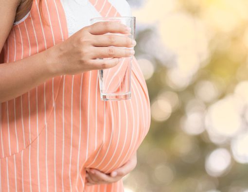 5 Tips agar Ibu Hamil Terhindar dari Badan Lemas di Musim Kemarau