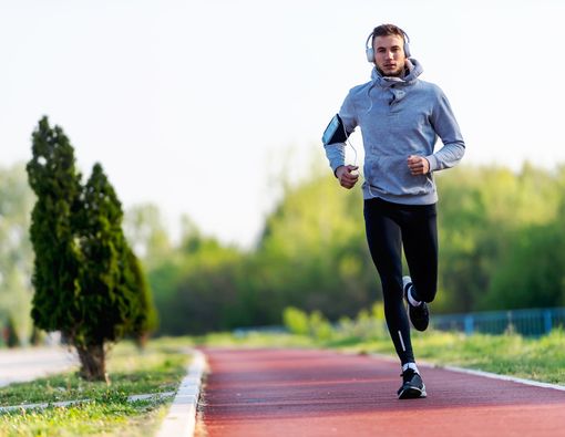 Benarkah Konsumsi Garam Bermanfaat untuk Olahraga?