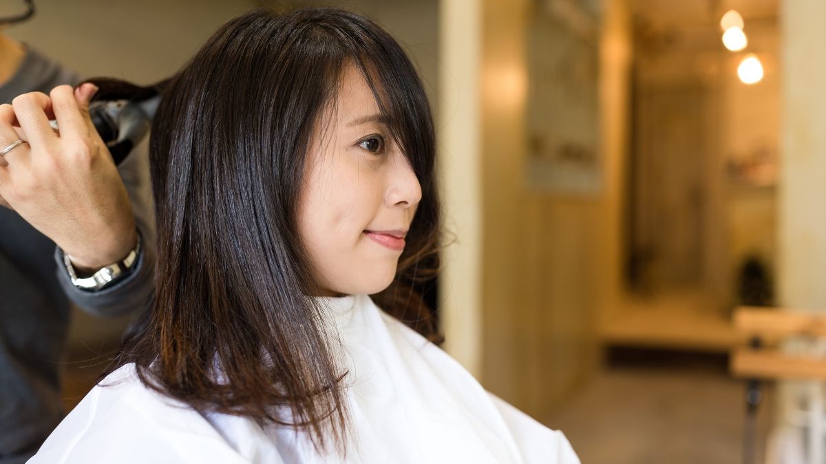 Memotong Rambut, Apakah Tanda Sedang Patah Hati?