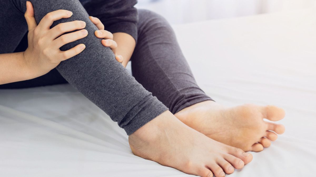 Jangan Panik, Ini Cara Mengatasi Kaki Kram Tiba-Tiba Saat Tidur