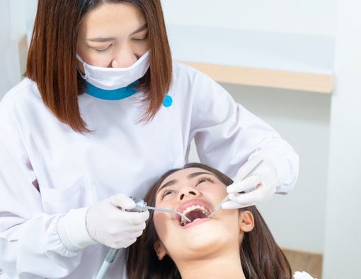 Cara Menghilangkan Bercak Putih di Gigi, Terbukti Efektif!