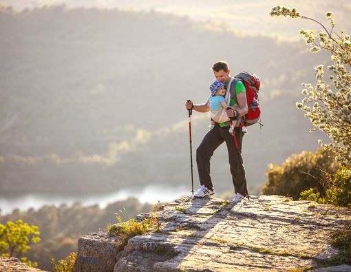 Mau Naik Gunung Bersama si Kecil? Perhatikan Dulu 5 Hal Ini
