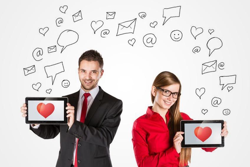 Dampak Mengumbar Hubungan  dengan Pasangan di Medsos