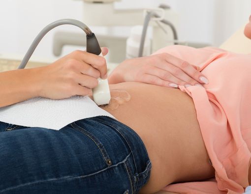 Hal Ini Harus Diperhatikan Ibu Hamil Saat USG Trimester 1