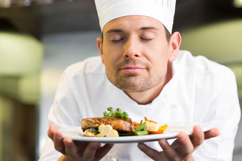 Benarkah Cium Aroma Makanan Bisa Bikin Gemuk?