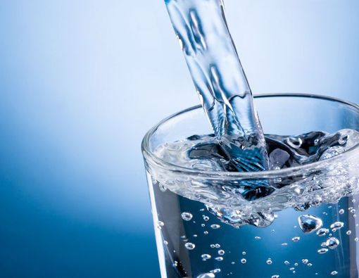 Air Putih, Asupan Alami untuk Jaga Kesehatan Hati