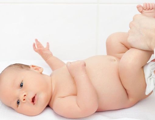 BAB Berdarah pada Bayi, Ketahui Kemungkinan Penyebabnya