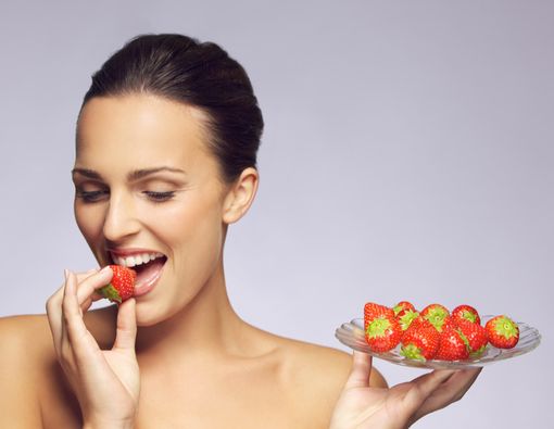 Tingkatkan Daya Tahan Tubuh dengan Stroberi