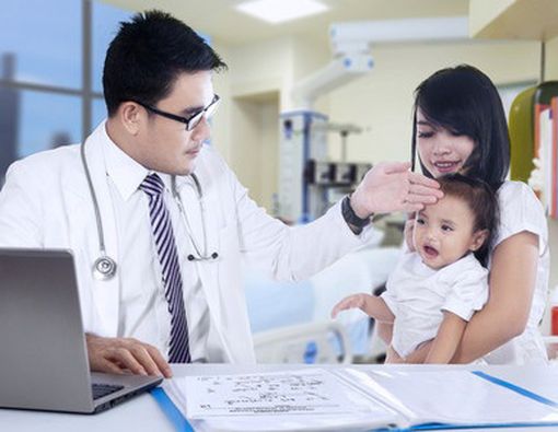 Saat Demam, Kapan Harus Membawa Si Kecil ke Dokter?