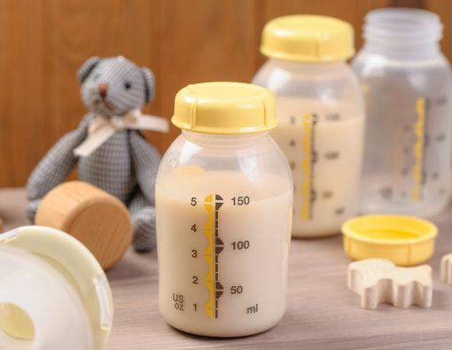 ASI Bercampur Darah, Bolehkah Dikonsumsi Bayi?