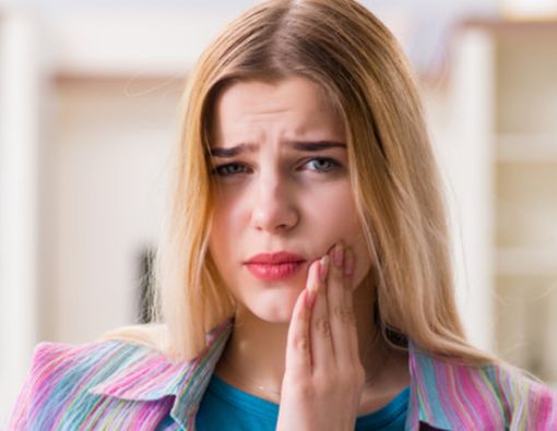 Gigi Ngilu Saat Hamil, Apa Penyebabnya?