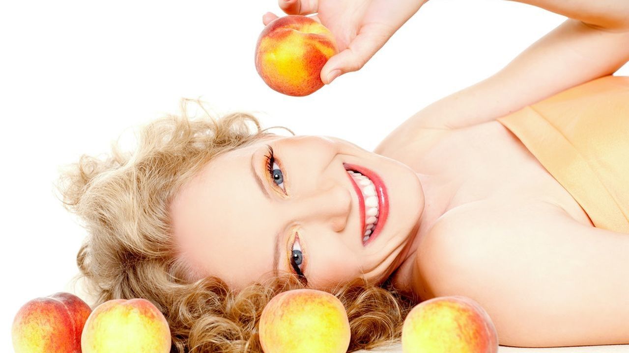 Ilustrasi Buah Aprikot untuk Scrub