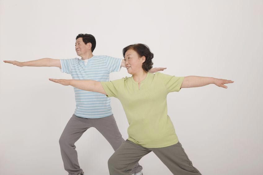 Mencegah Kerusakan Sendi Saat Usia Tua