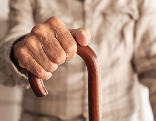 Kiat Pengamanan agar Lansia Tak Mudah Jatuh di Rumah