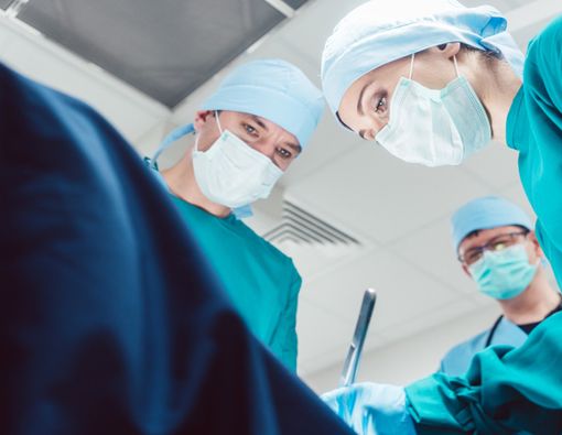 Ngerinya Terbangun Saat Dioperasi