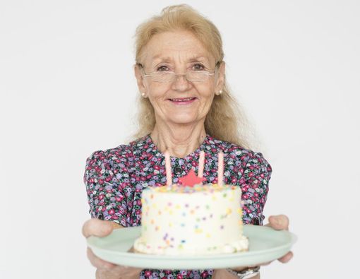 Benarkah Wanita Lebih Panjang Umur Daripada Pria?