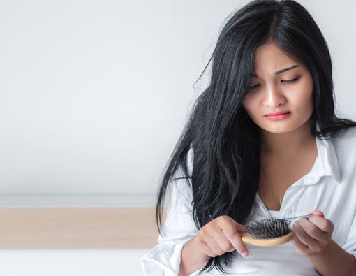 Aduh, Kenapa Rambut Rontok saat Menyusui, Ya?