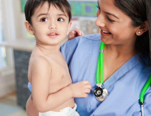 Keterampilan Perawatan Anak yang Sederhana Dapat Mengurangi Angka Kematian Anak di Indonesia