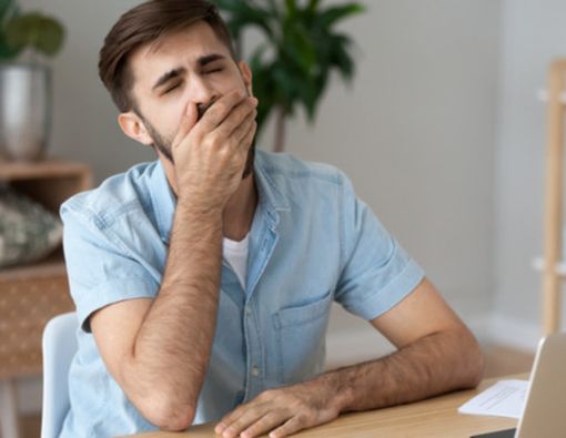 Mengapa Sering Ngantuk Saat Puasa