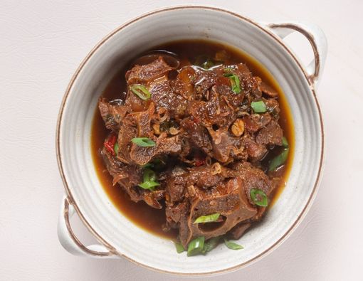 Kandungan Gizi dan Resep Masakan Semur Sapi