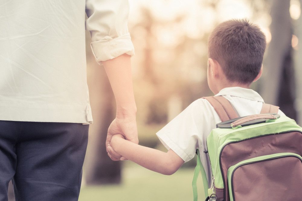 Hai Ayah, Lakukan Ini Agar Pertumbuhan Psikologis Anak Optimal! (Treetree2016/Shutterstock)