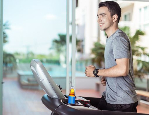 Energy Drink Mengandung Vitamin B Kompleks, Ini Manfaatnya!