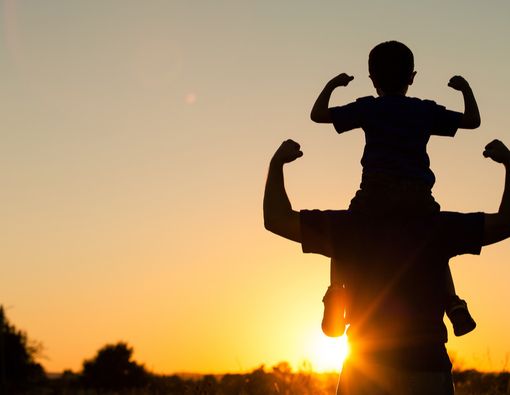 Inilah Peran Ayah dalam Mendidik Anak Laki-Laki
