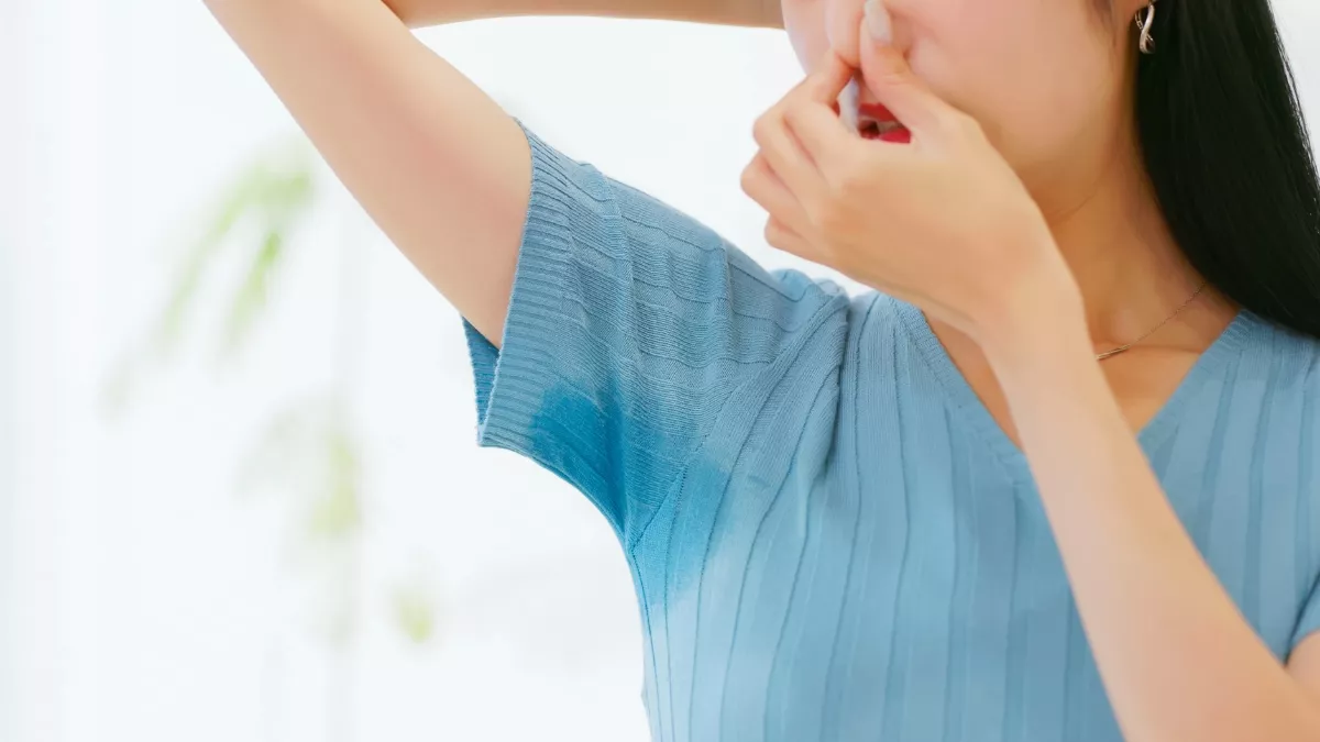 15 Penyebab Paling Sering dari Bau Ketiak dan Bau Badan Tak Sedap