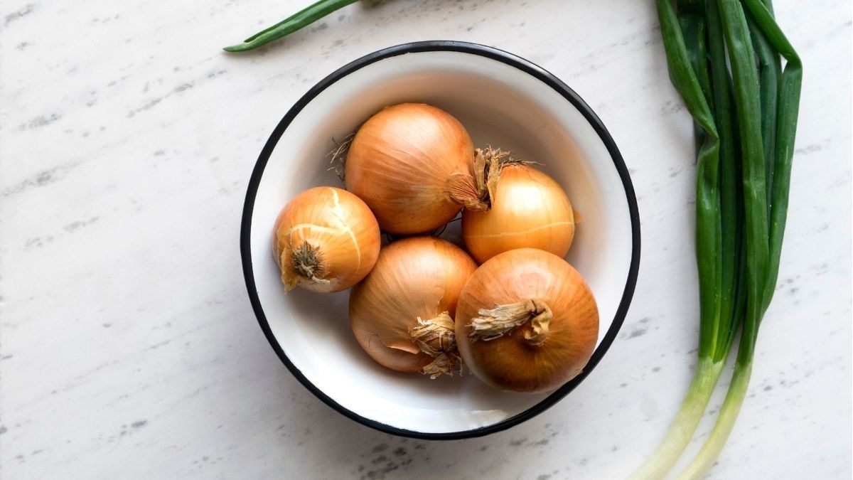 Meletakkan Bawang Bombay di Ruangan Bisa Mengatasi Flu, Benarkah?