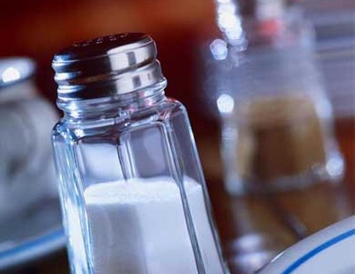 Kurangi Garam Menurunkan Risiko Penyakit Jantung