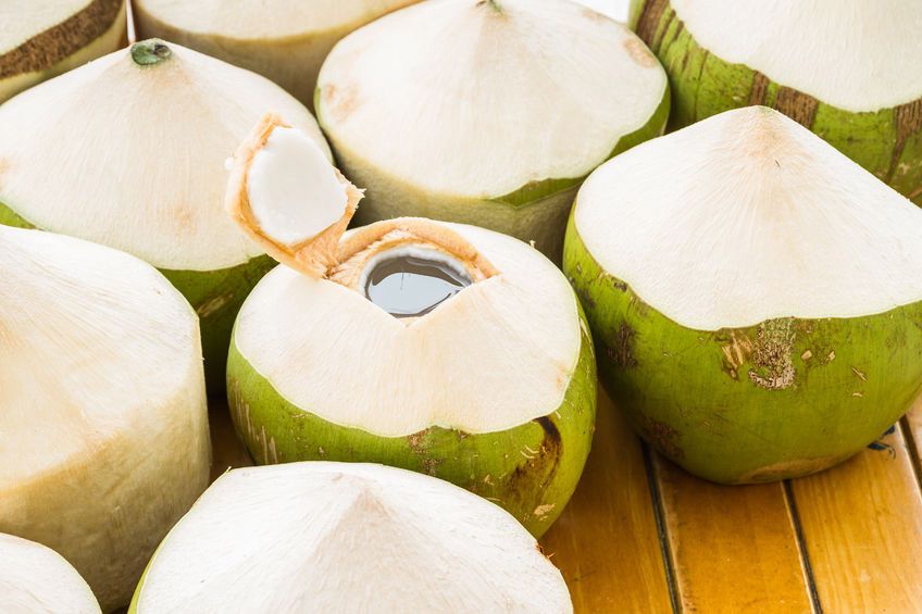 Manfaat Sehat Rutin Minum Air Kelapa Selama 2 Minggu