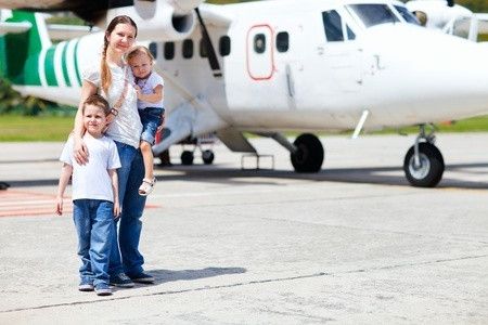 Tips Perjalanan Udara Bersama Bayi