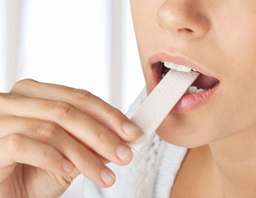 Gemar Mengunyah Permen Karet? Ini Manfaatnya untuk Kesehatan