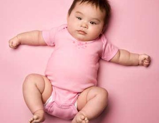 Bayi Normal Lebih Gemuk Daripada Bayi Caesar?