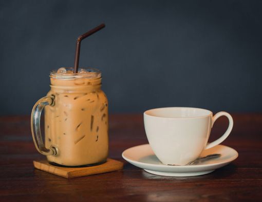 Es Kopi dan Kopi Panas, Mana yang Lebih Sehat?