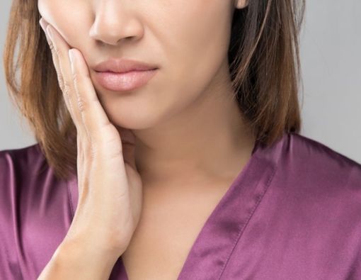 Sariawan Tak Kunjung Sembuh? Waspada Tanda Kanker Gusi