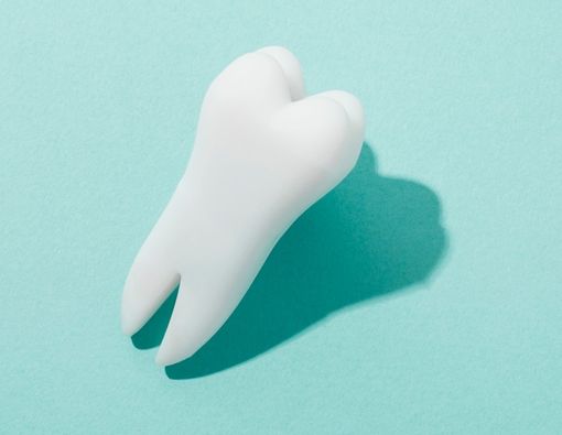 Mau Coba Tato Gigi, Amankah bagi Kesehatan?