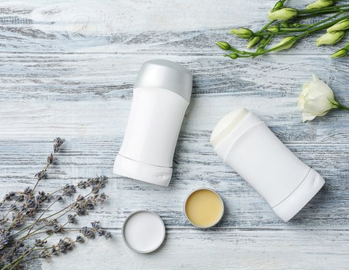 Deodoran dan Antiperspiran, Apa Bedanya?