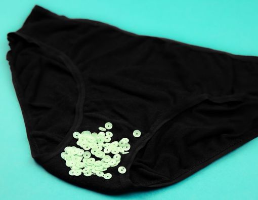 8 Penyebab Keputihan Berwarna Kuning yang Berbahaya