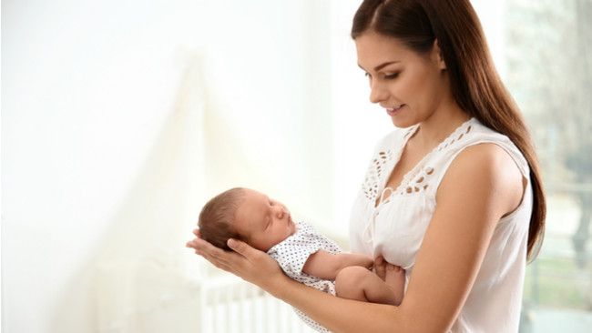 8 Kiat Hindari Stres bagi Anda Para Ibu Baru